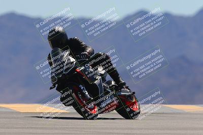 media/Mar-24-2025-Moto Forza (Mon) [[57ce5c5cff]]/2-Intermediate Group/Session 4 (Turn 9)/